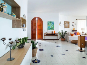 Gorgeous Villa With Whirlpool Bath and Breathless View, Near the Sea