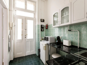 W2 Synagogue Apartment