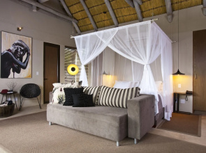 NWR Popa Falls Resort
