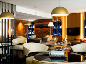 Renaissance Lucerne Hotel