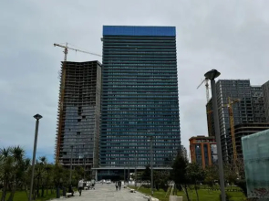 Beach Tower Apartment