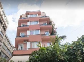 Metropolis Hotel