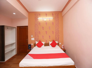 Oyo 18287 Akshya Hotel