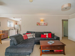 Jewel on Crown Reef - Pauanui Holiday Home