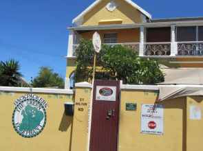 Green Elephant Backpackers