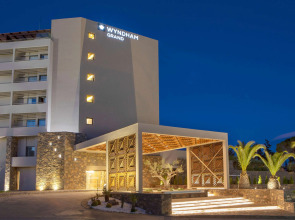 Zeus Eleva Mirabello Bay