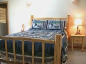 Elk Meadows Lodge