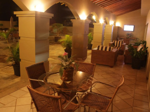 Kehdi Plaza Hotel