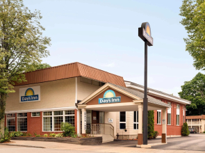 Days Inn by Wyndham Dover