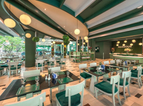 A-One New Wing Hotel