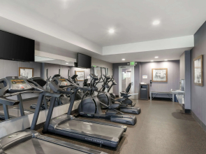 Best Western Plus Gardena Inn & Suites