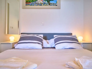 Luxury Seaside Apartment by Litto