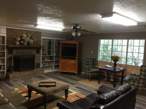 Mountain Harbor's four bedroom house by RedAwning