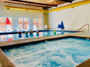 Ramada Taos
