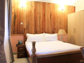 Karimba Lodge