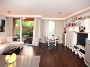 Vienna Center Designer Apartment