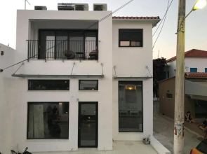 Eleni's house