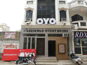 OYO 17326 Aashirwad Guest House