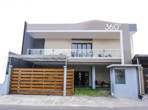 360° Guest House