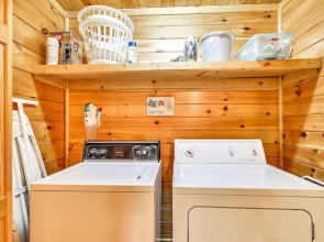 Seminole Ridge 3 Bedroom Cabin