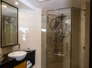 Sanouva Saigon Hotel