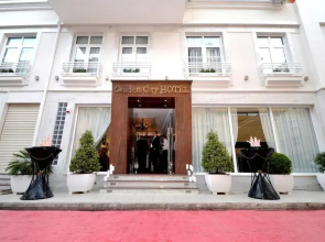 Golden City Hotel, Tirana