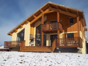 Quaint Chalet in Selonnet With Terrace