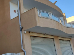 Dar Lebharr Studio