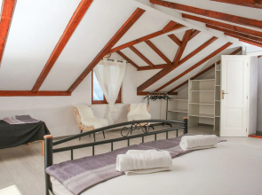 Holiday house Mario - with pool: Supetar, Island Brac