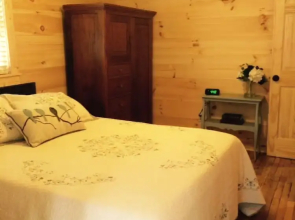 Sunflower Cottage 1 Bedroom 1 Bedroom 1 Bathroom Cottage
