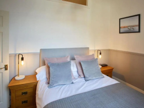 Host Stay Havelock Place Apartment