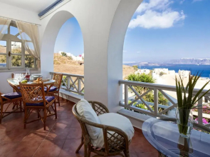 Admiral's House Santorini