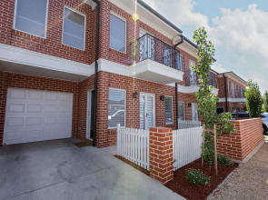 Best Central Wagga Townhouse