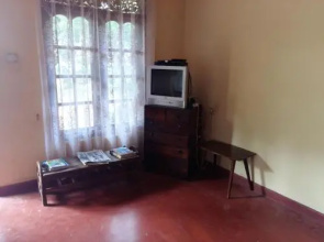 Pinnawala home stay