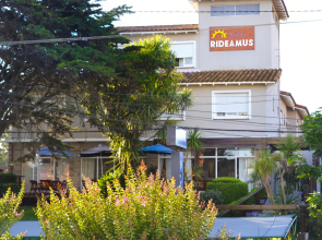 Hotel Rideamus