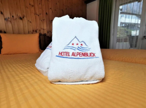 Alpenblick, Hotel