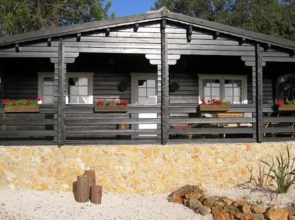 HomeRez - Wooden lodge Vale da vila