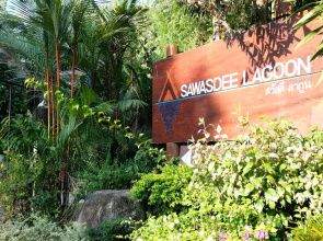 Sawasdee Lagoon Camping & Restaurant