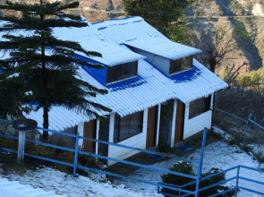 Blue Canvas Resort Chakrata
