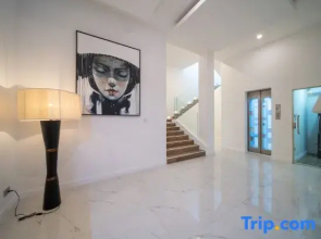 Seascape 6BR Prestige Villa Skyline Pool Maid&Chef