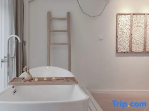 The Koi Fish Designer Homestay