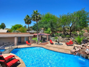 Resort-like w/ Tennis, Bocci, Golf & Games Galore!