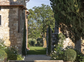 Beautiful Modern Villa IN THE Tuscan Countryside-villa Conti