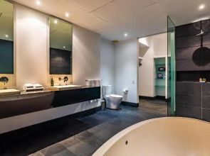 PARAMOUNT BAY 308 Great Views & Relaxing 3BR