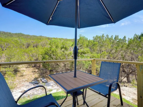 Cozy Canyon Lake Studio w/ Forest & Creek Views!