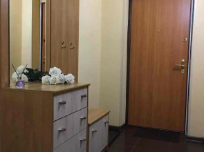 Апартаменты на улице Муравленко 13