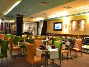 Palette Phoenix Hotel