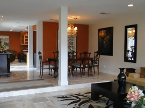 Villa Sereno- Luxury Lakefront Villa near Laguna Beach