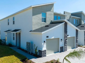 Family Friendly 2 Bd Close to Disney @ Champions Gate 8899