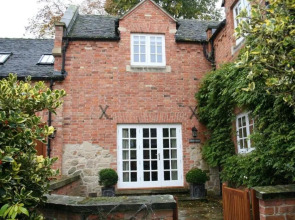 DBS Serviced Apartments - The Delven